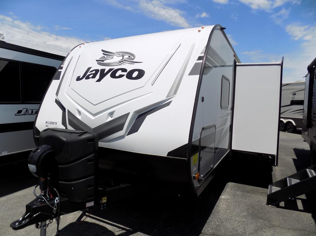 2022 Jayco Jay Feather 24BH Travel Trailer